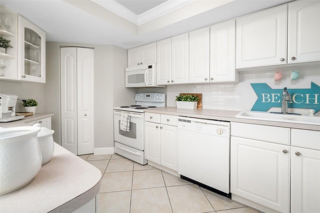 1770 Benjamin Franklin Dr #203 - Photo 4 of 42