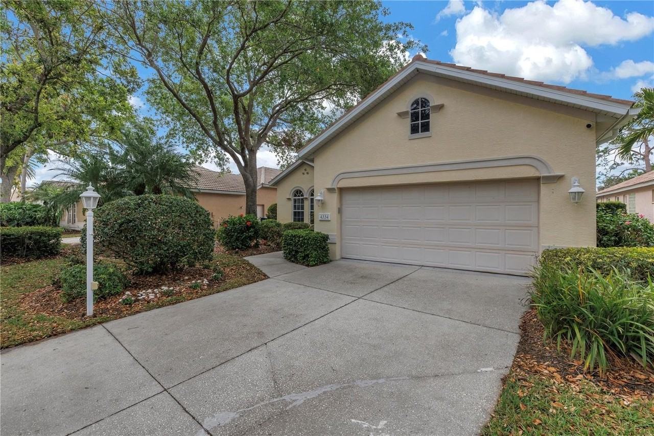 4334 Mirabella Cir - Photo 6 of 50