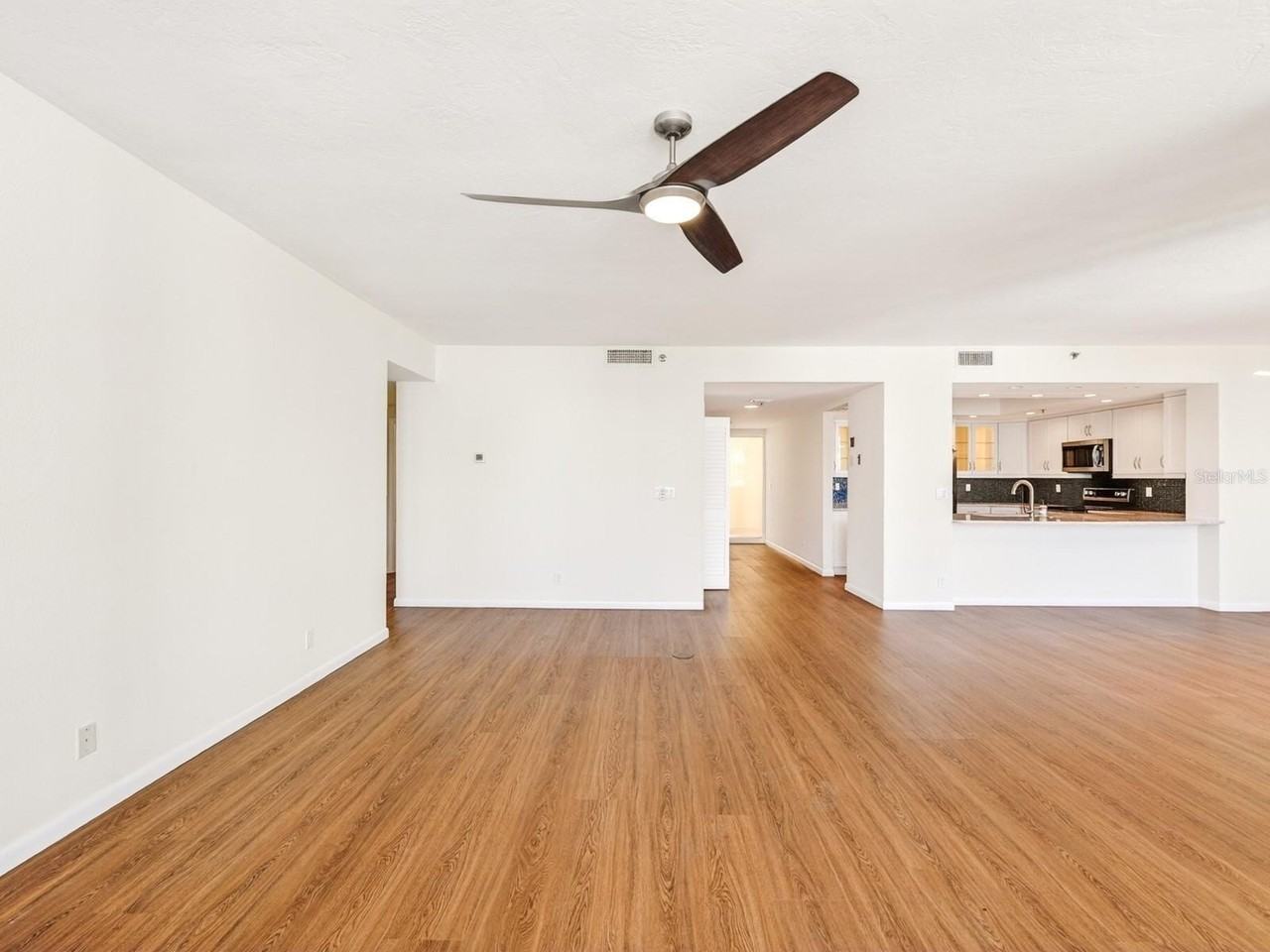 1255 N Gulfstream Ave #1101 - Photo 5 of 50