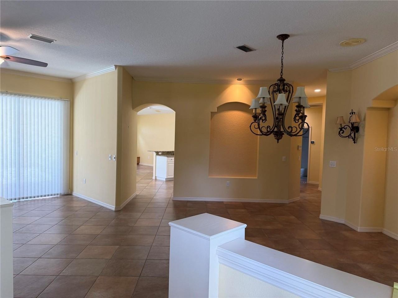 8544 Park Shore Ln - Photo 7 of 35
