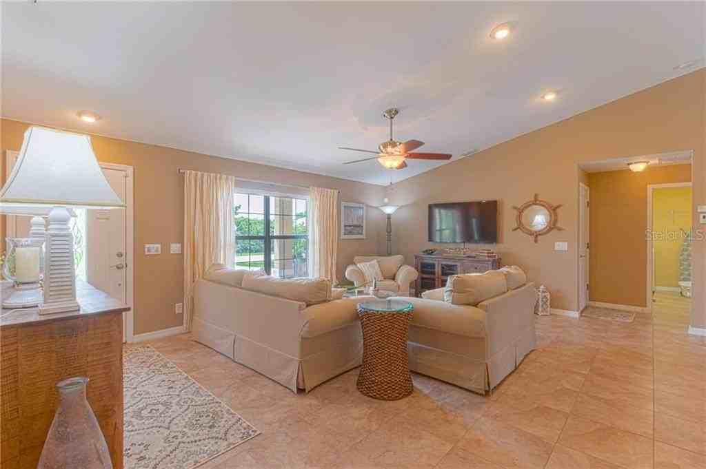 11268 Oceanspray Blvd - Photo 3 of 23