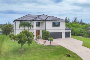 featured image of 15530 Aqua Cir