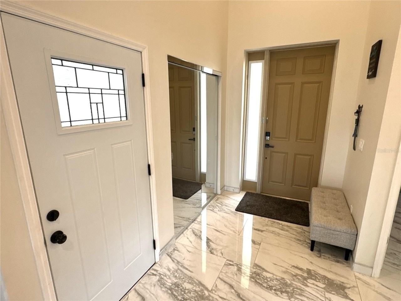 1501 Helene Ave - Photo 2 of 19