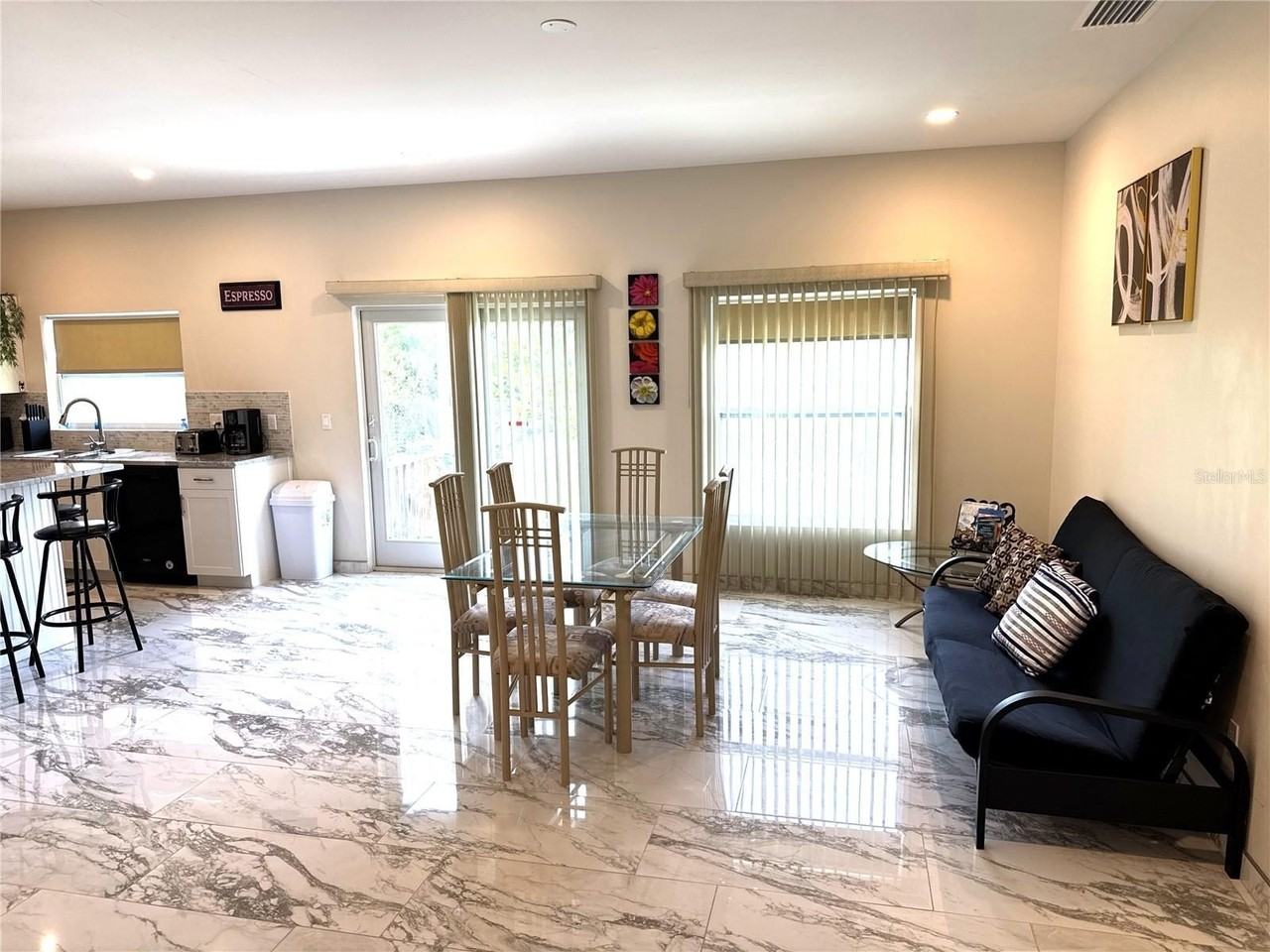1501 Helene Ave - Photo 6 of 19