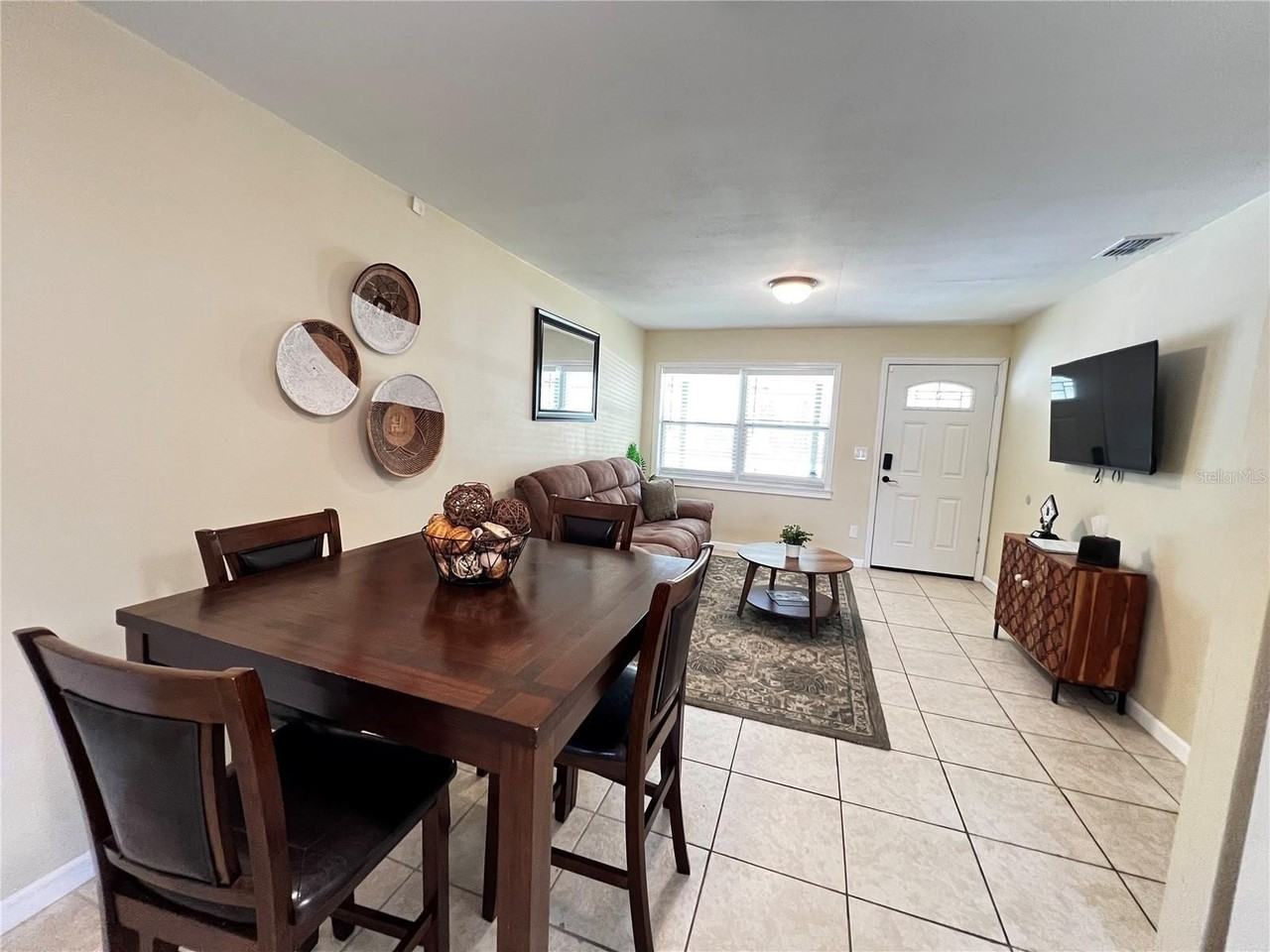 138 Woods Rd - Photo 5 of 9
