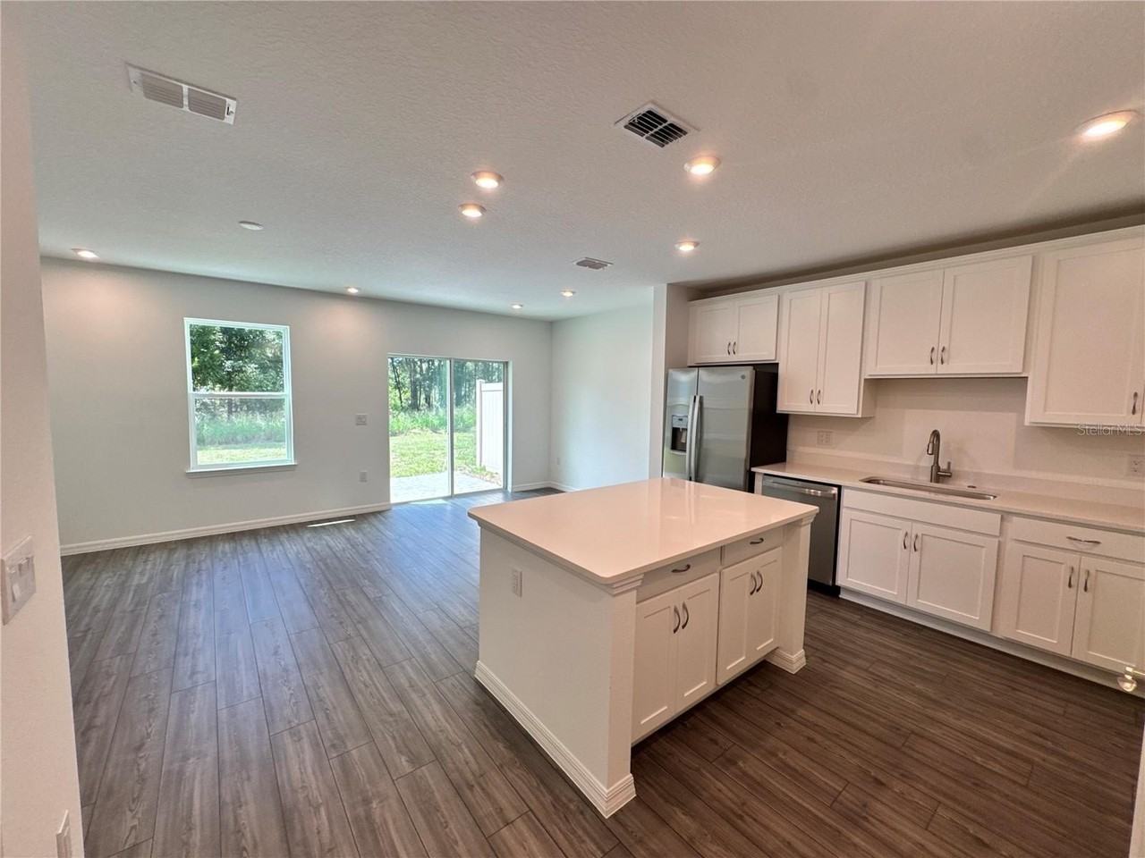 3031 Jessamine Dr - Photo 4 of 21
