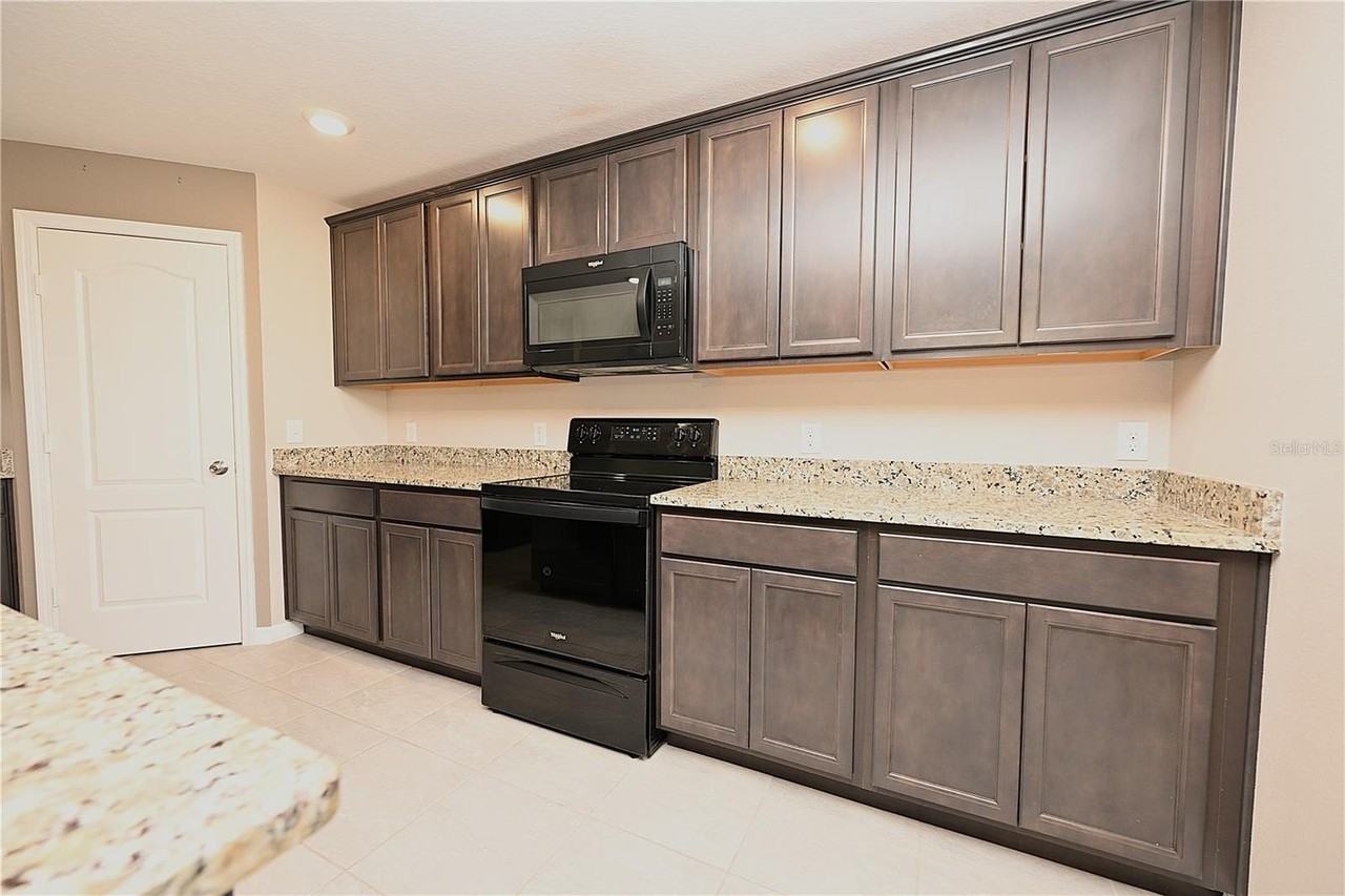 1563 Swan Lake Cir - Photo 7 of 50