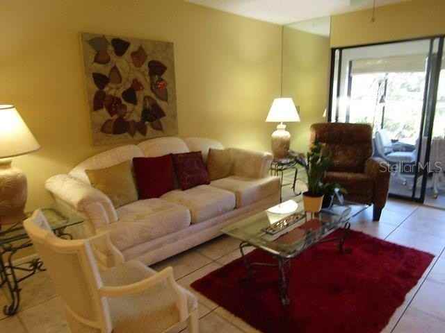 255 Mission Trl S #E - Photo 4 of 22
