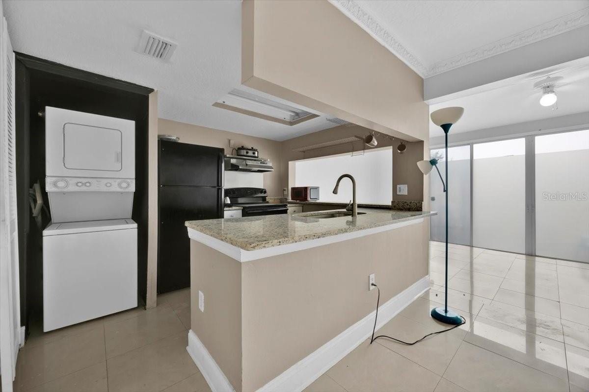 352 Caribbean Dr #MAIN - Photo 3 of 22
