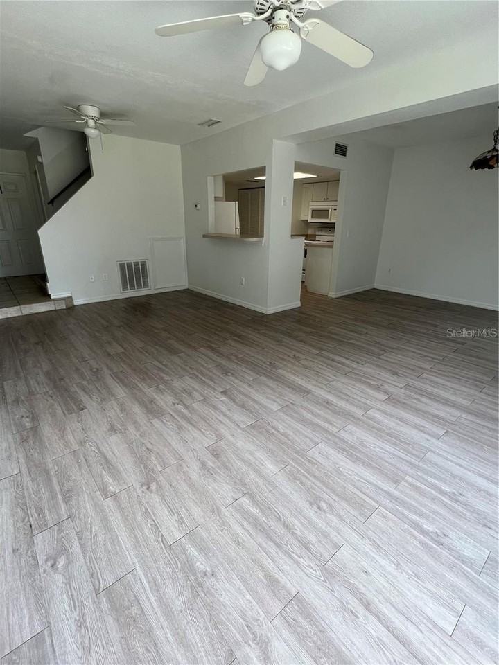 711 Caribbean Dr - Photo 4 of 17