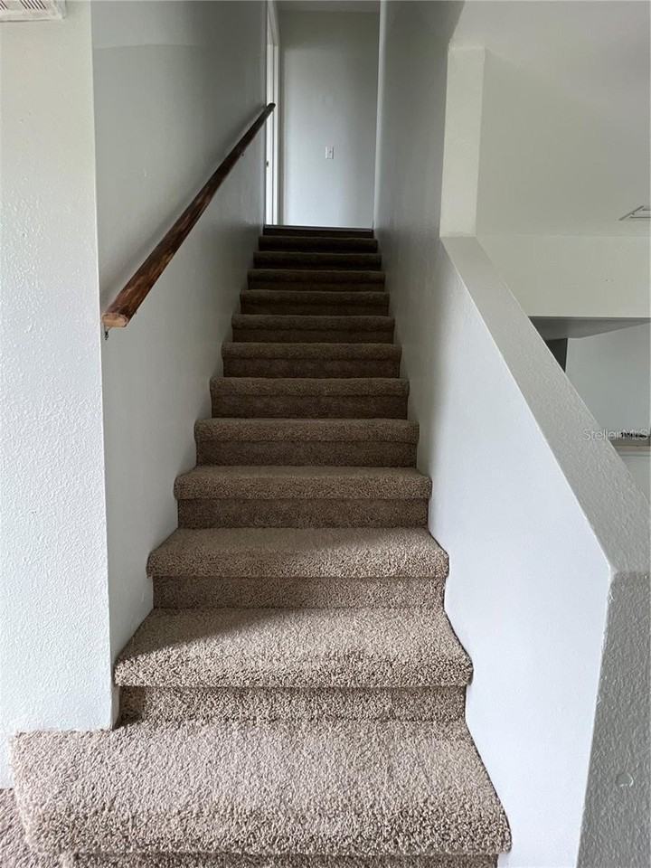 711 Caribbean Dr - Photo 6 of 17