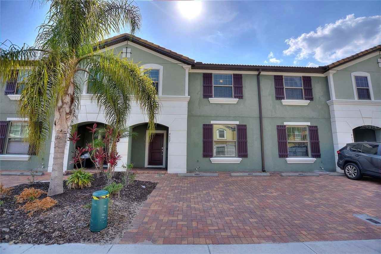4607 Terrasonesta Dr - Photo 2 of 45