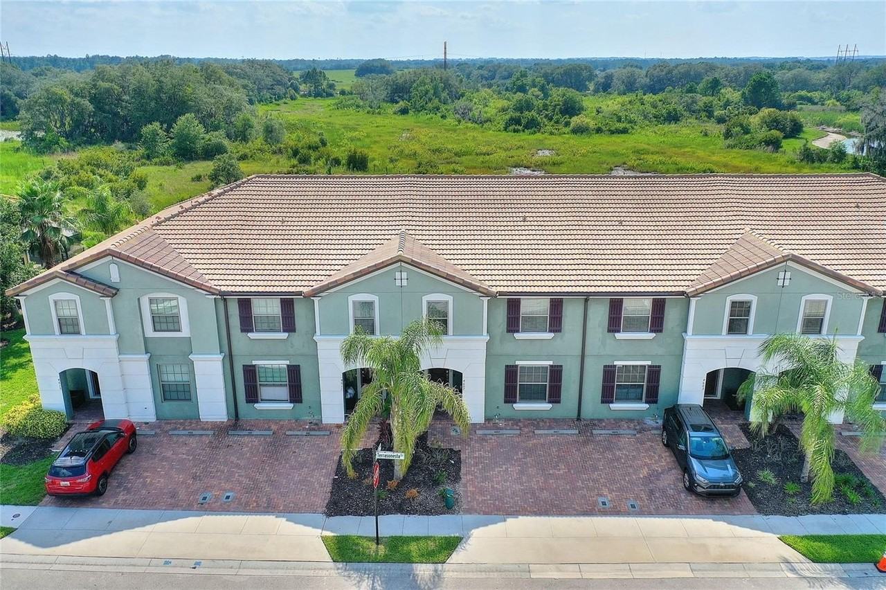 4607 Terrasonesta Dr - Photo 3 of 45