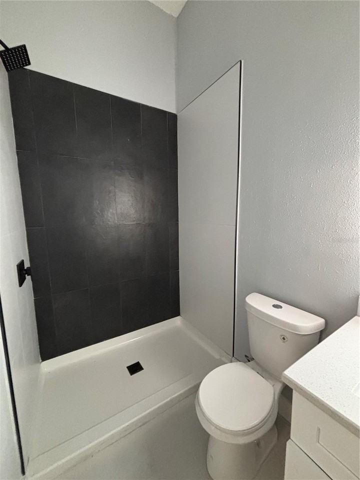 2818 Hargill Dr - Photo 4 of 6