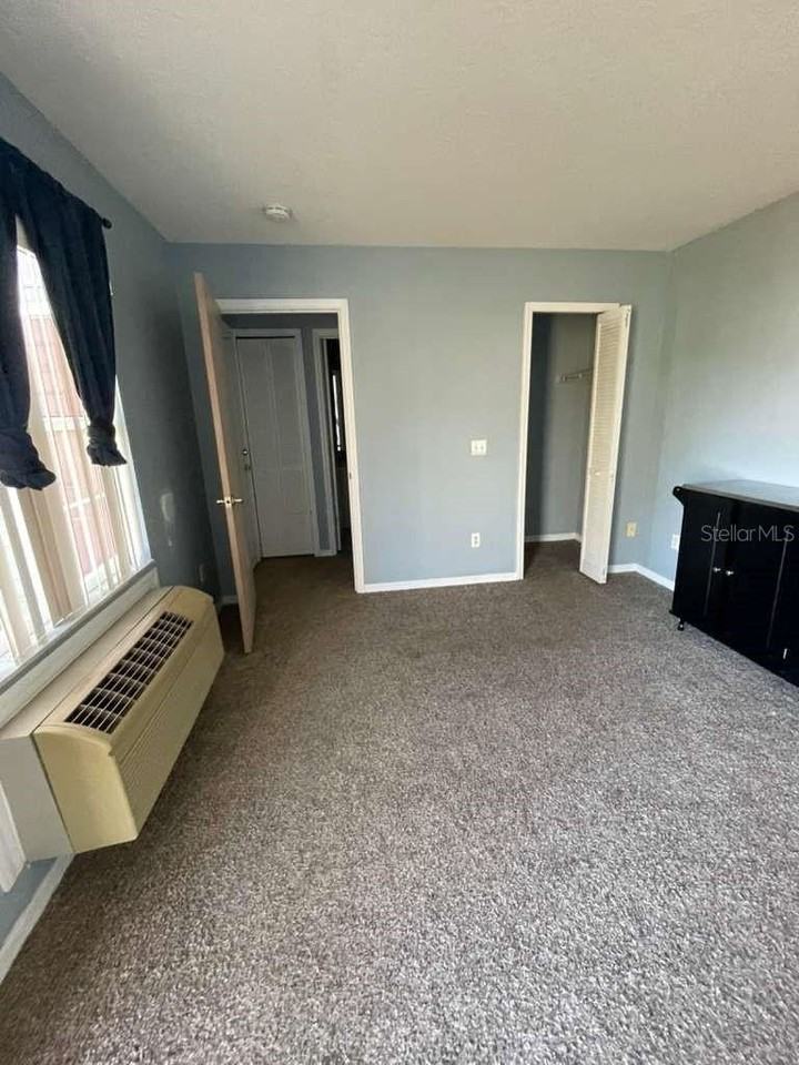 241 Caribbean Dr - Photo 4 of 17
