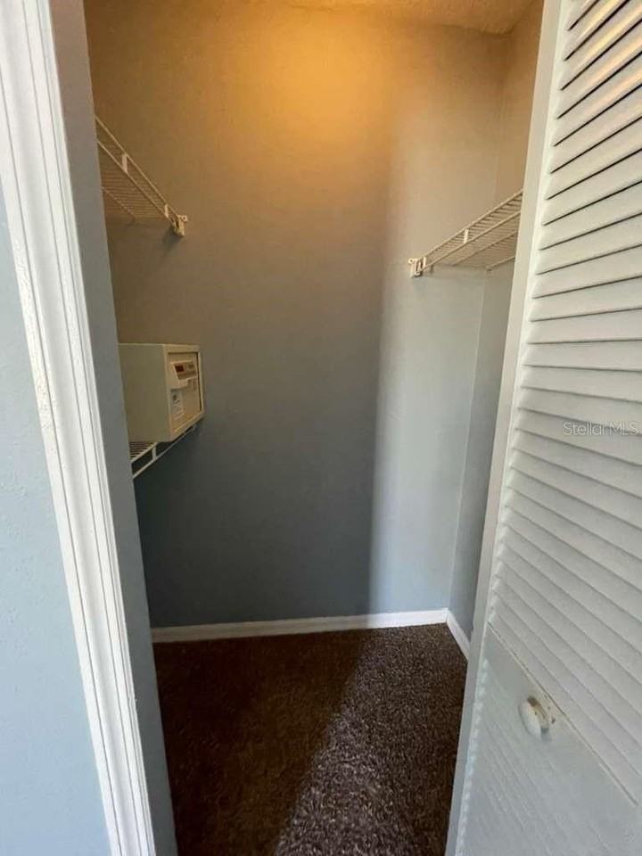 241 Caribbean Dr - Photo 5 of 17