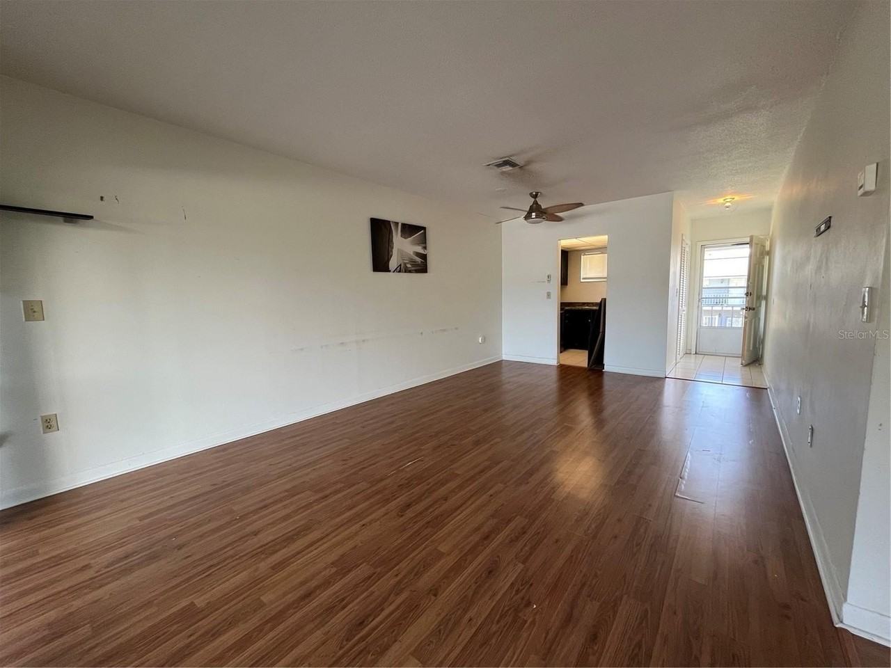 1014 E South St #16 - Photo 3 of 13