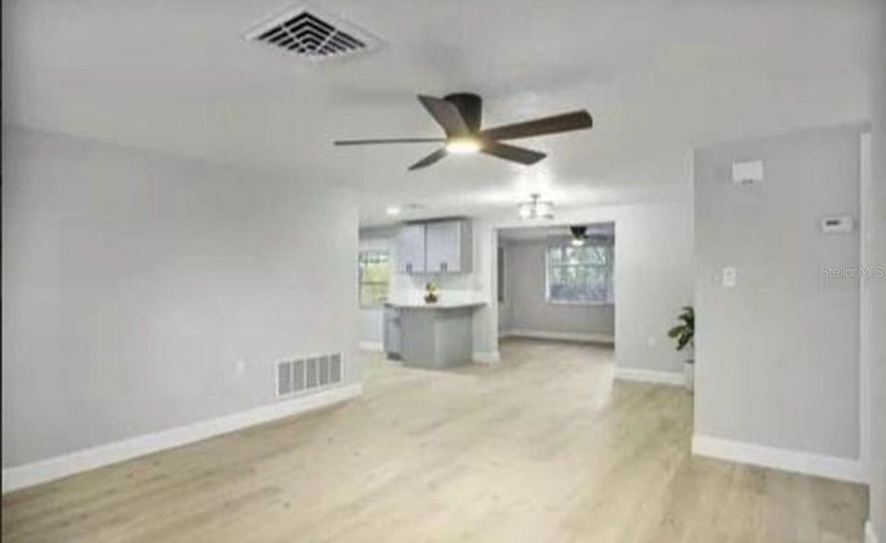 7605 Embassy Blvd - Photo 6 of 9