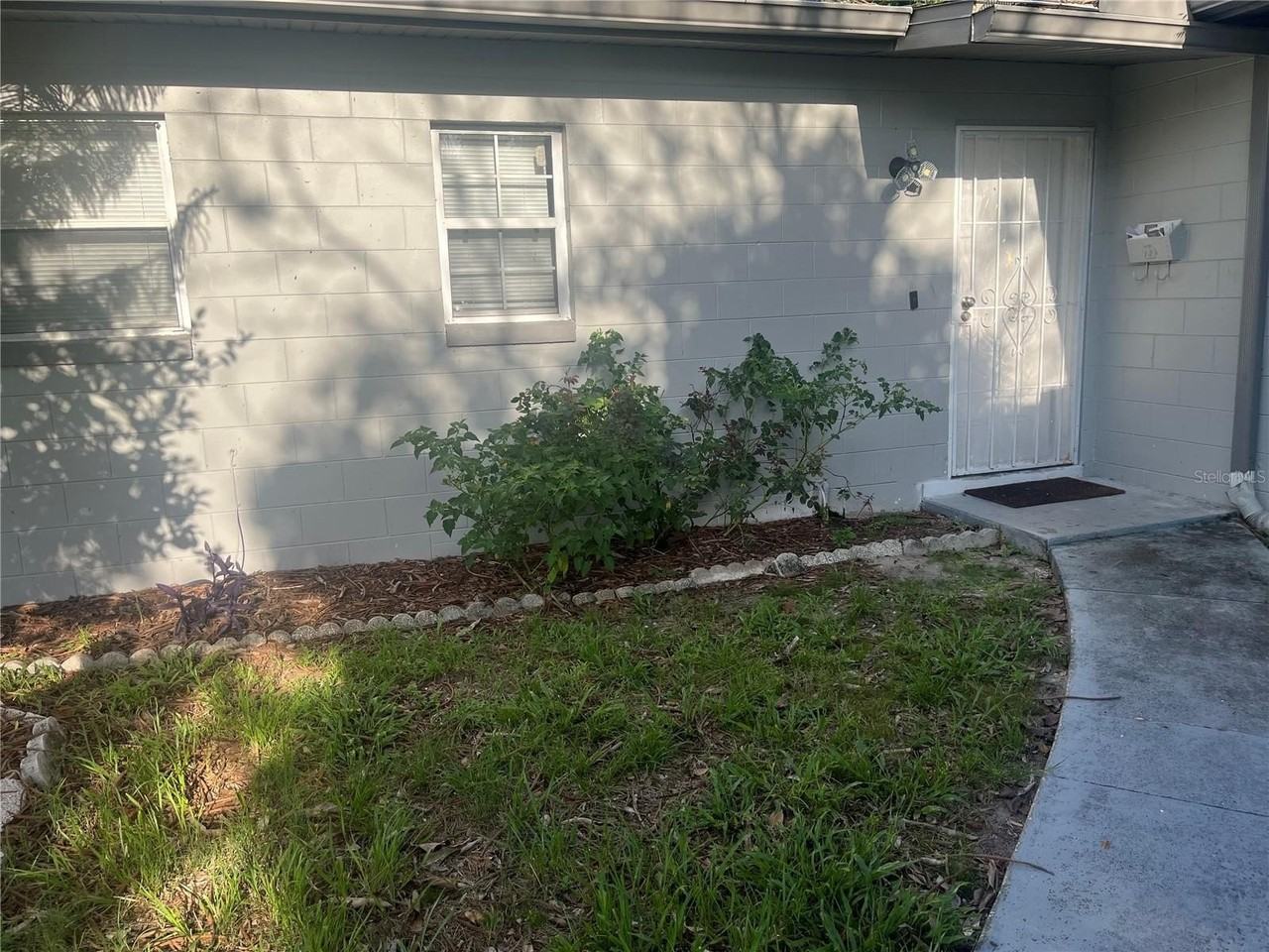 3112 Winfield St - Photo 2 of 15