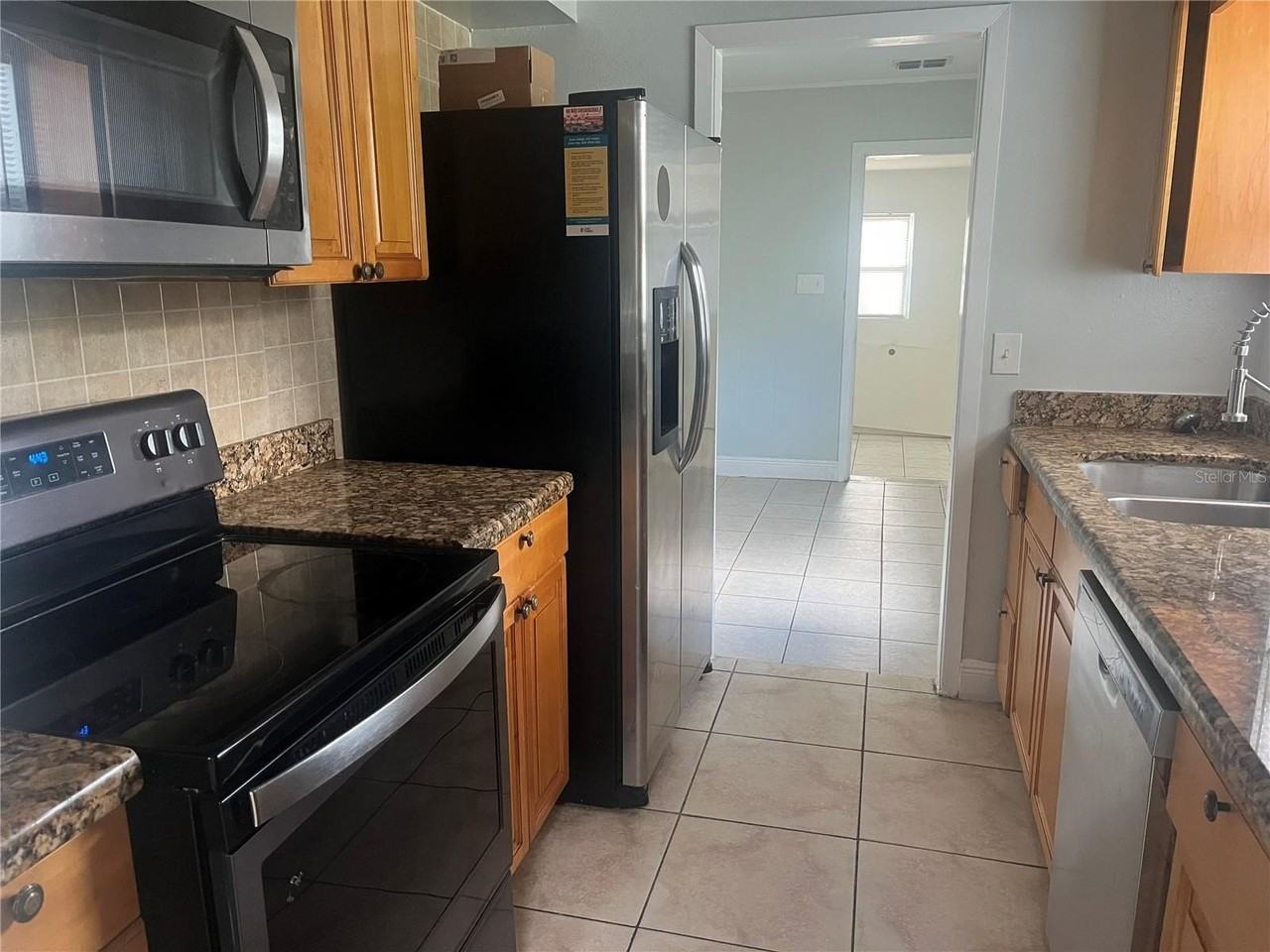 3112 Winfield St - Photo 7 of 15