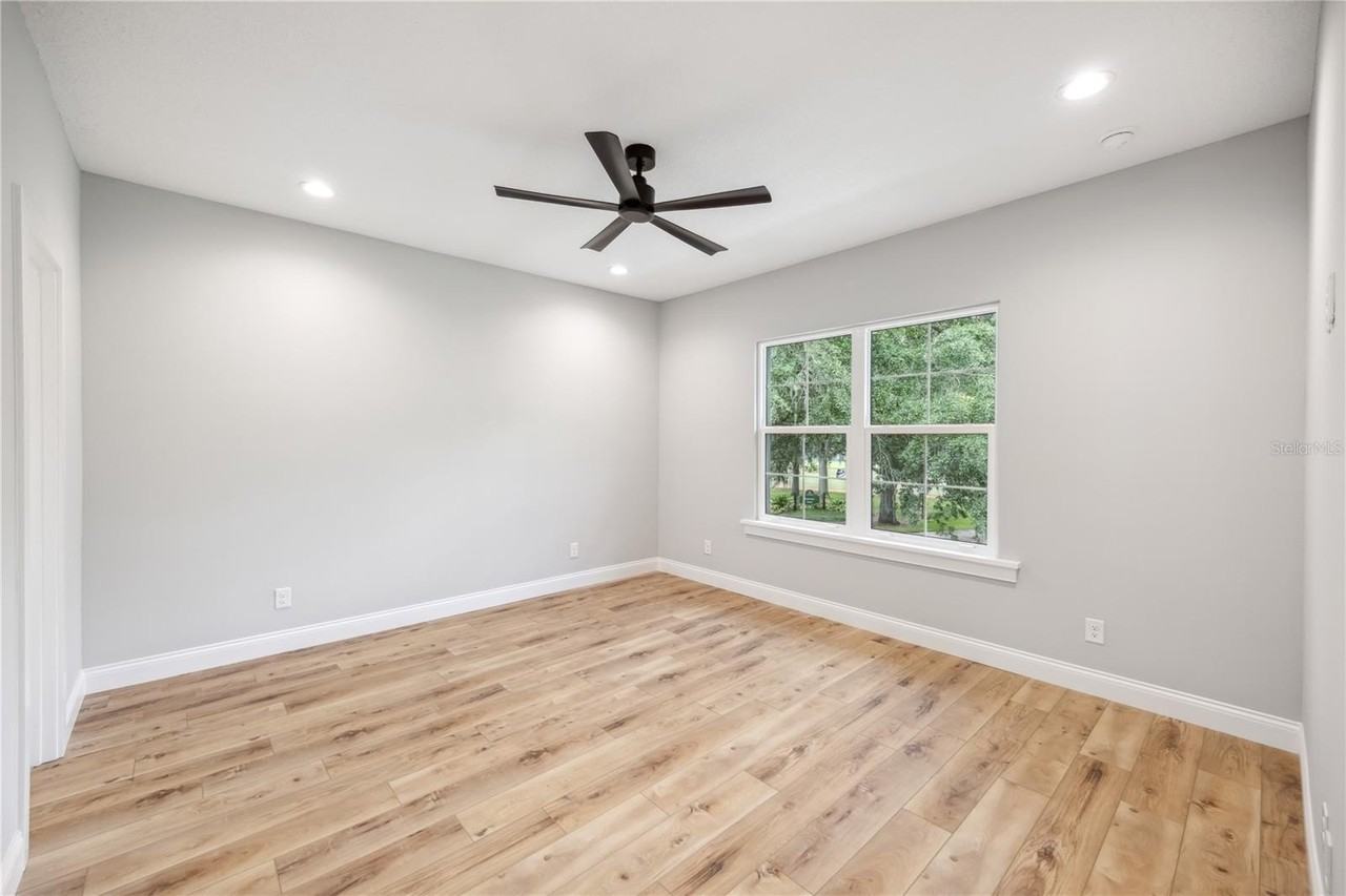 444 Delaney Park Dr - Photo 6 of 17