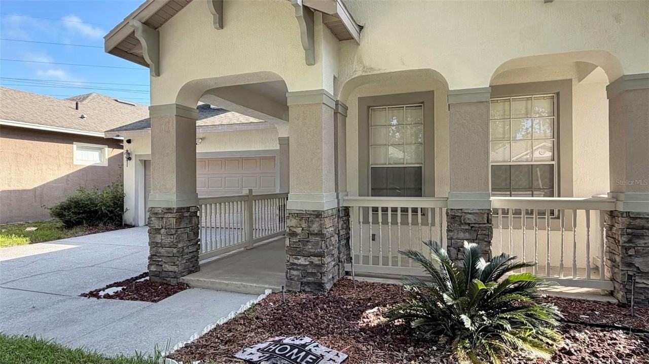 12649 Cragside Ln - Photo 3 of 38