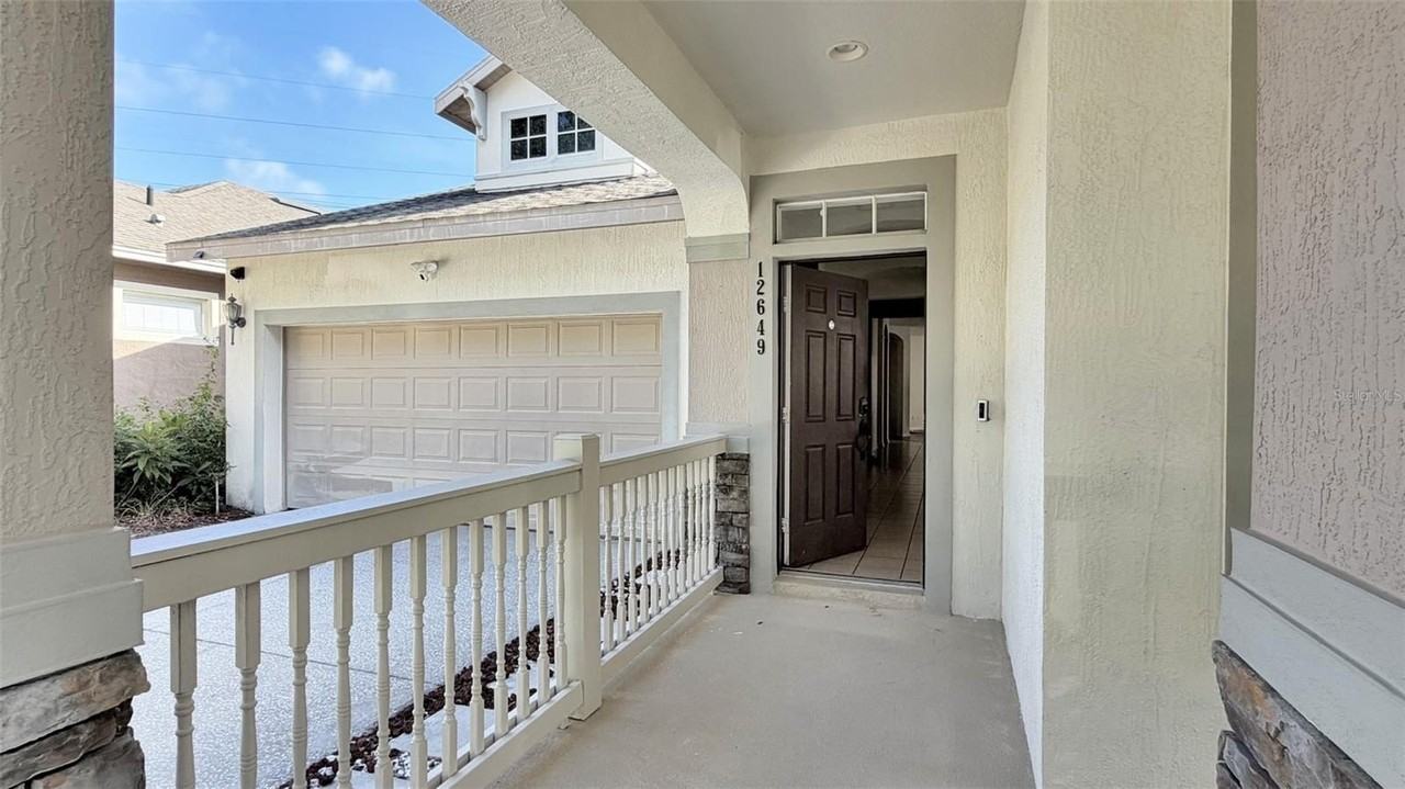 12649 Cragside Ln - Photo 6 of 38