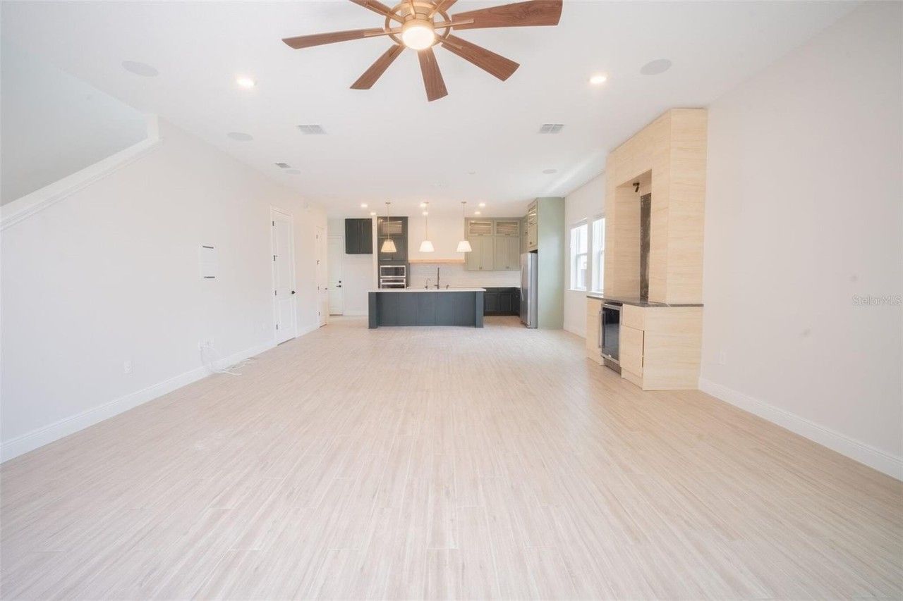 6509 Rover Way - Photo 4 of 30