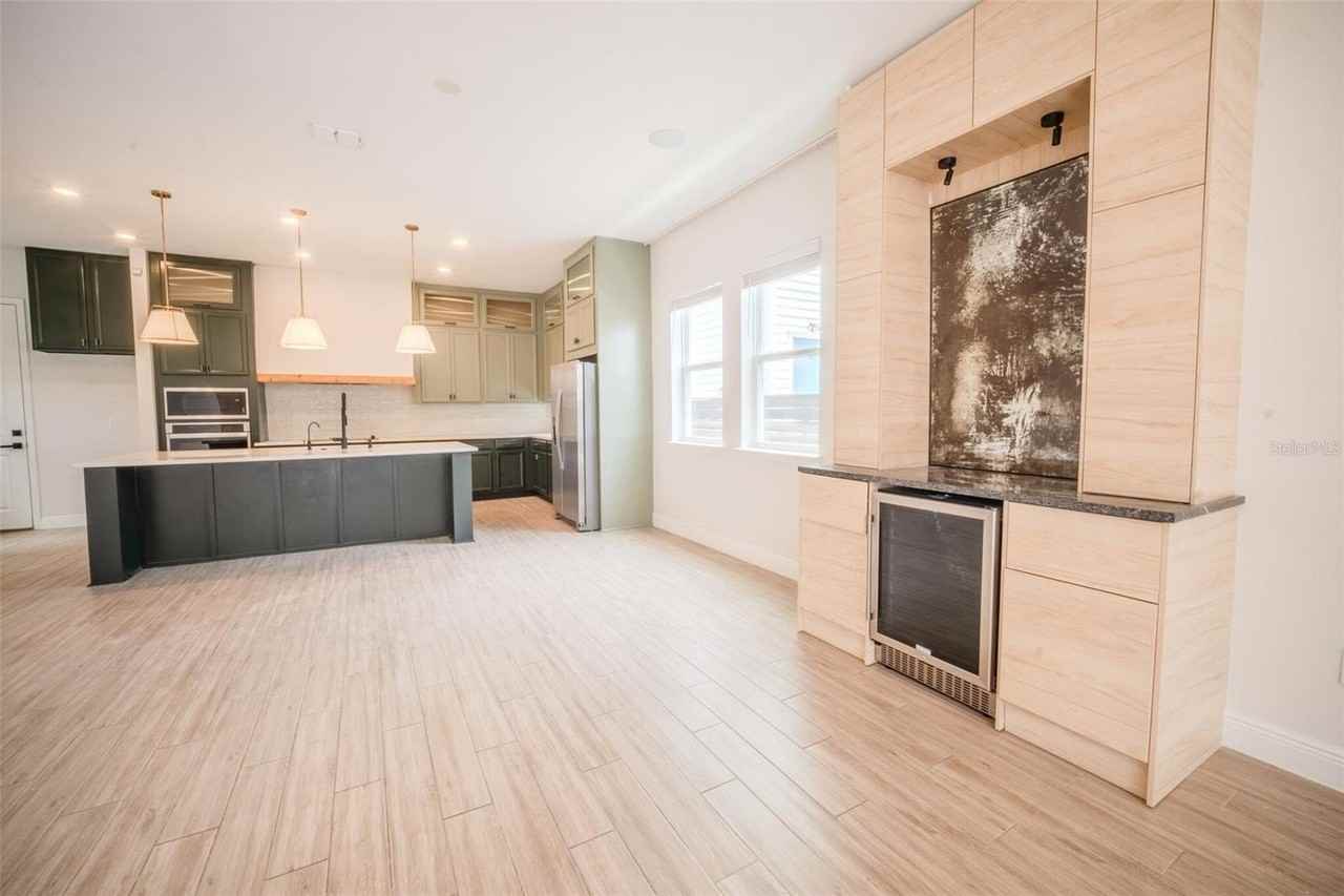 6509 Rover Way - Photo 7 of 30