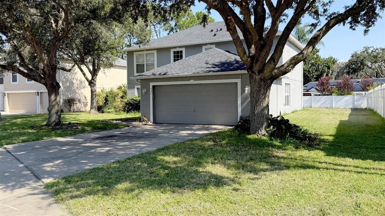 531 Clancy St - Photo 2 of 41