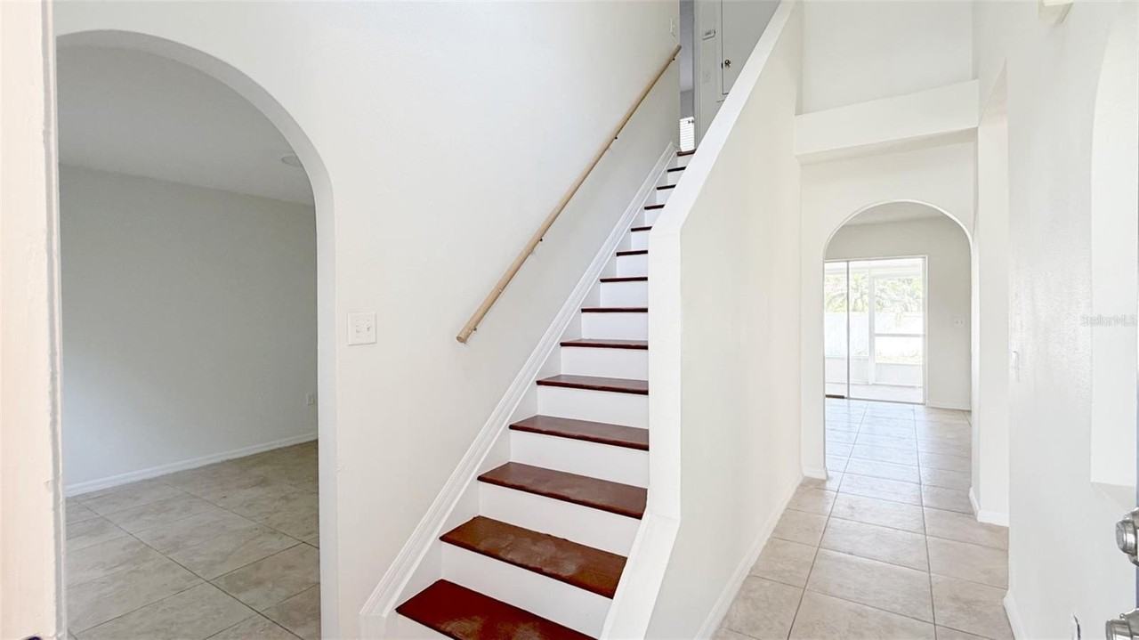 531 Clancy St - Photo 6 of 41