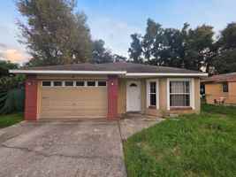 featured image of 40 E 13th St
