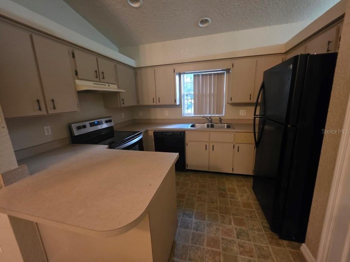 40 E 13th St - Photo 4 of 8