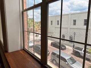 44 S Magnolia Ave - Photo 2 of 23