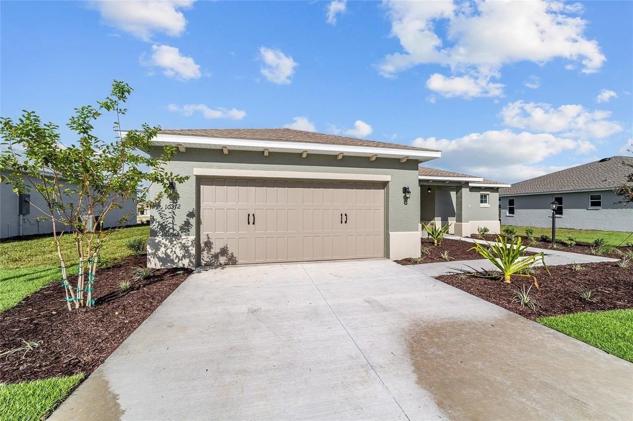 10372 Sw 105th Ct - Photo 2 of 35