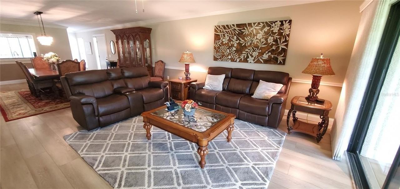 6110 Country Club Way #201 - Photo 4 of 22