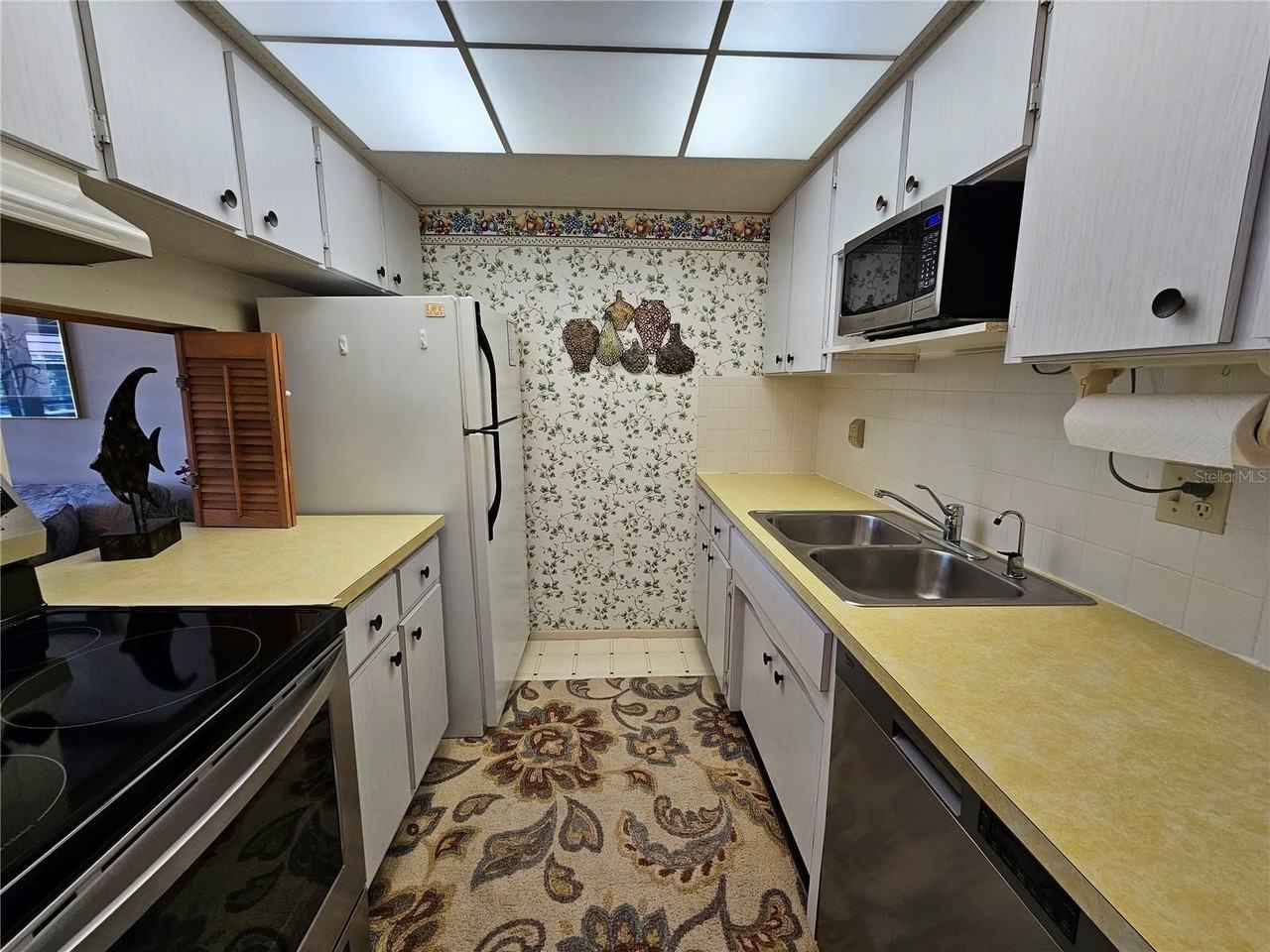 6 Quails Run Blvd #9 - Photo 6 of 20