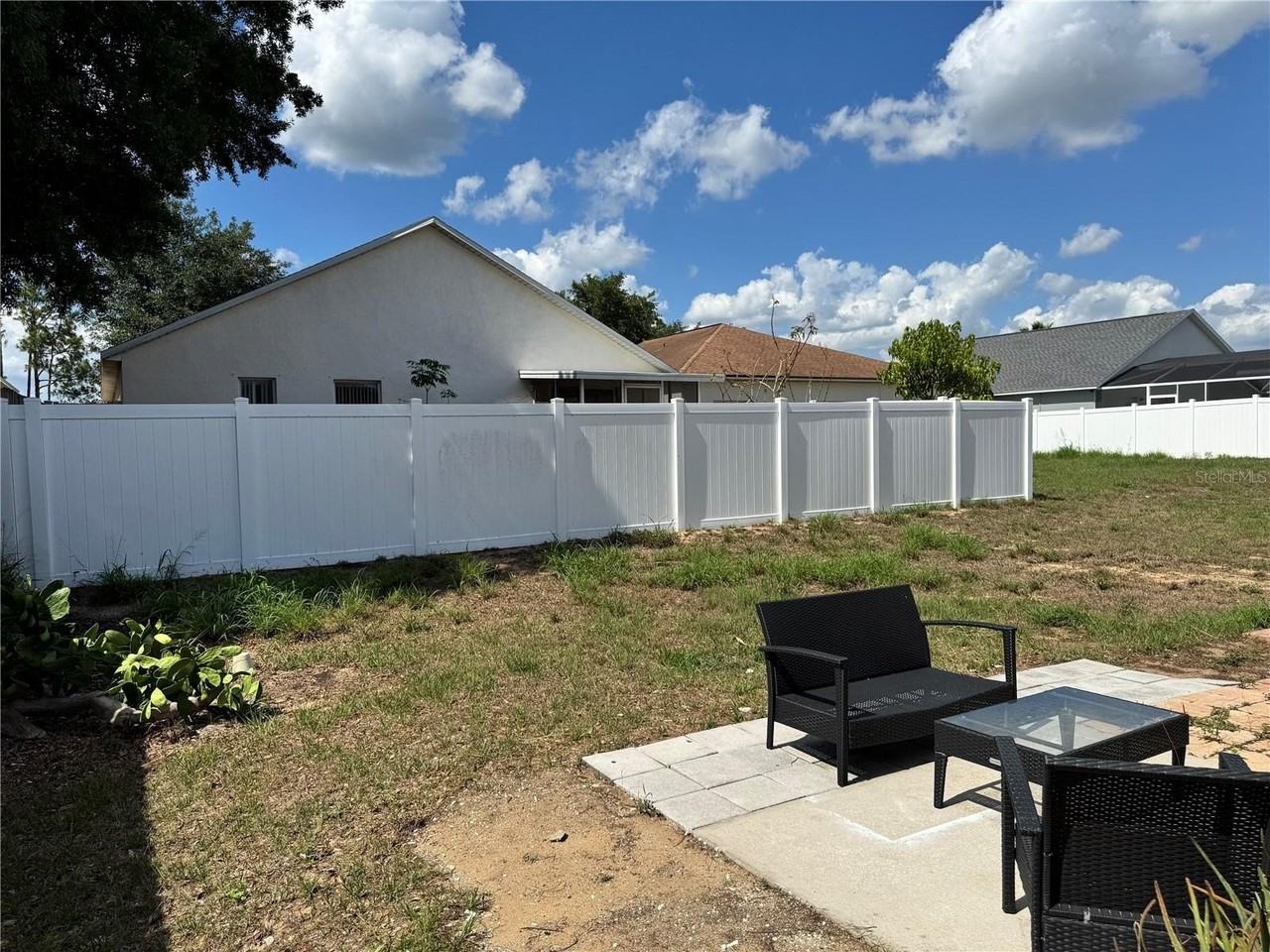 260 Piccolo Way - Photo 3 of 15