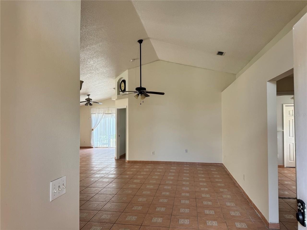 260 Piccolo Way - Photo 5 of 15