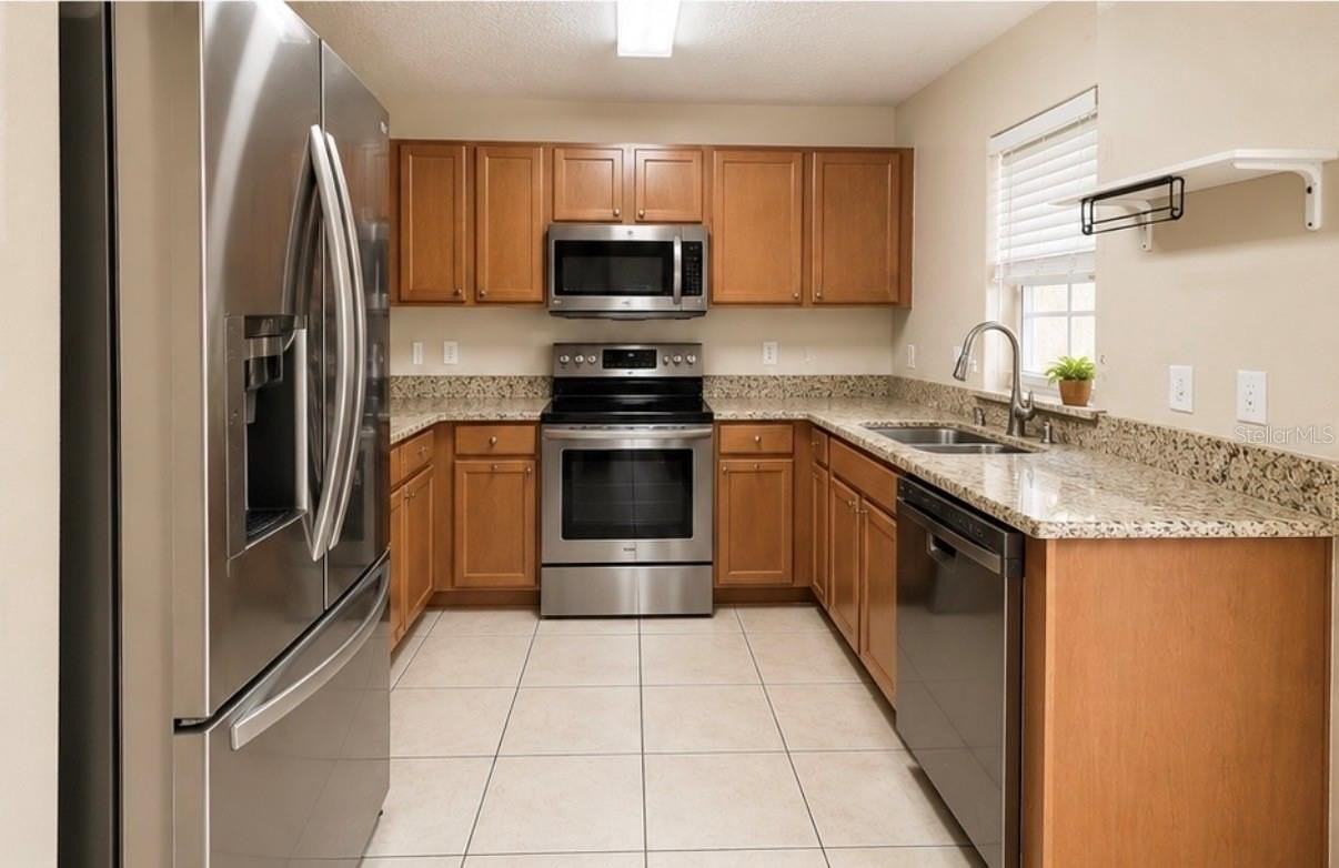 5460 Quarry Rock Rd - Photo 3 of 7