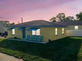 featured image of 103 E Park St