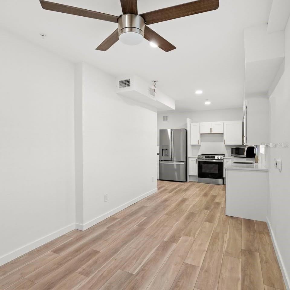 3103 16th St N #3103 - Photo 6 of 17