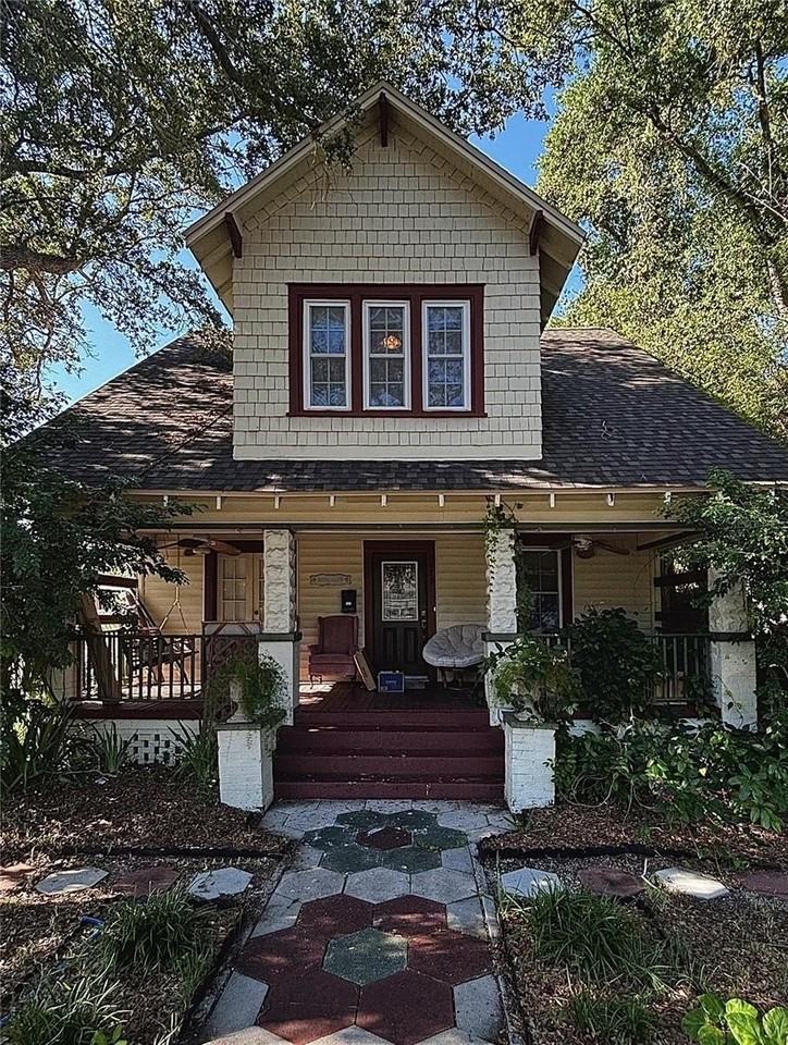 427 9th Ave N - Photo 2 of 22