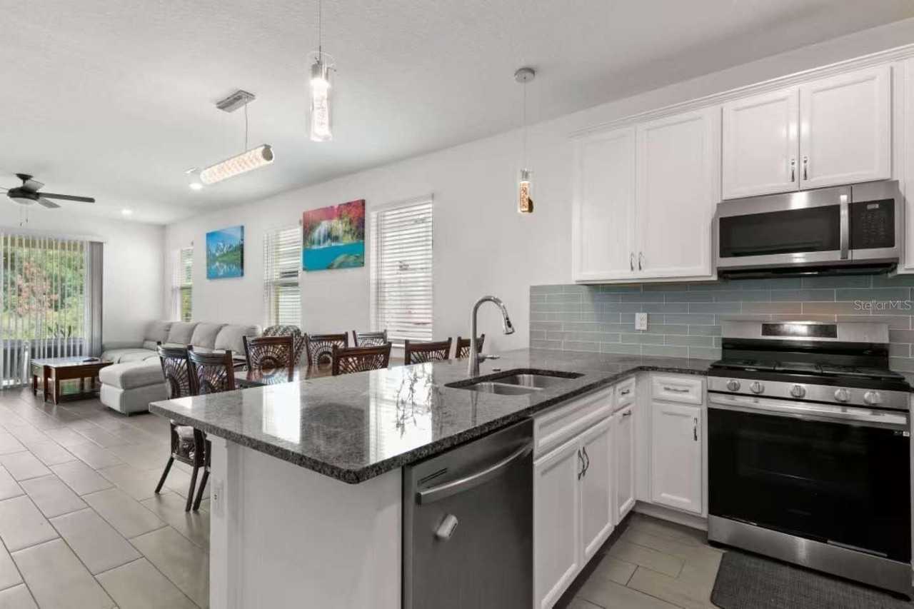 308 Shore Crab Way - Photo 4 of 23