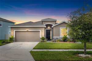 featured image of 33034 Sand Creek Dr