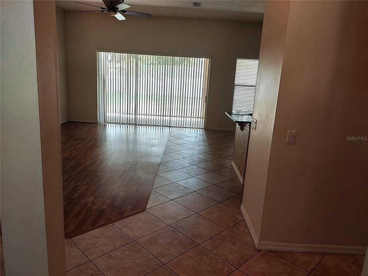 1003 Lumsden Trace Cir - Photo 2 of 33