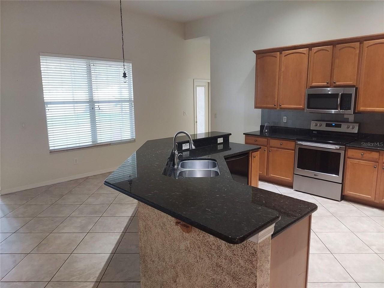 1003 Lumsden Trace Cir - Photo 7 of 33