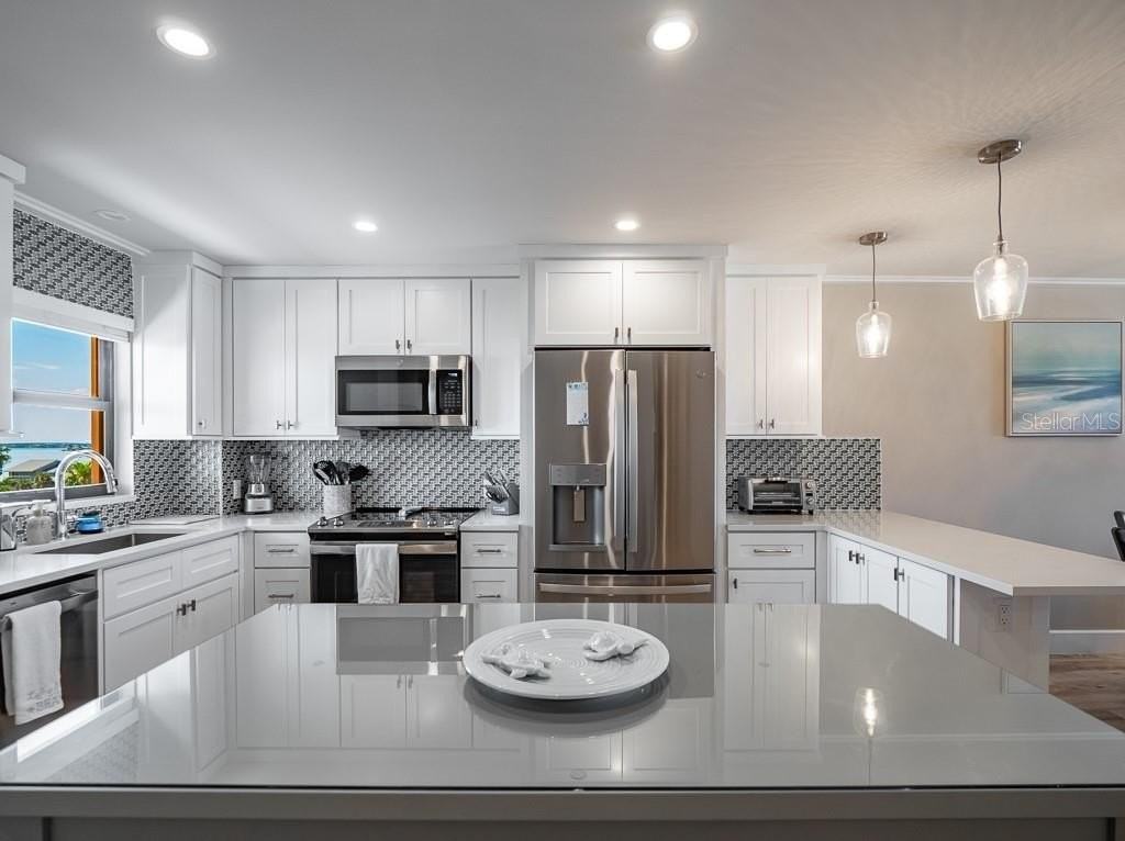 1270 Gulf Blvd #603 - Photo 4 of 50