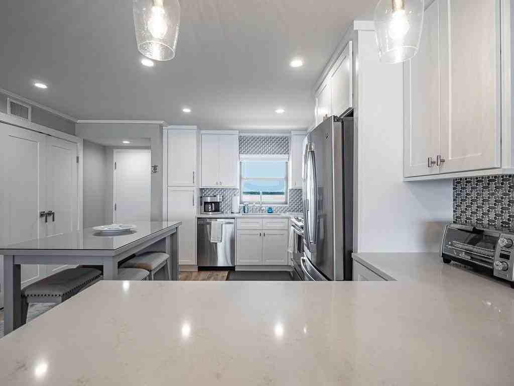 1270 Gulf Blvd #603 - Photo 6 of 50