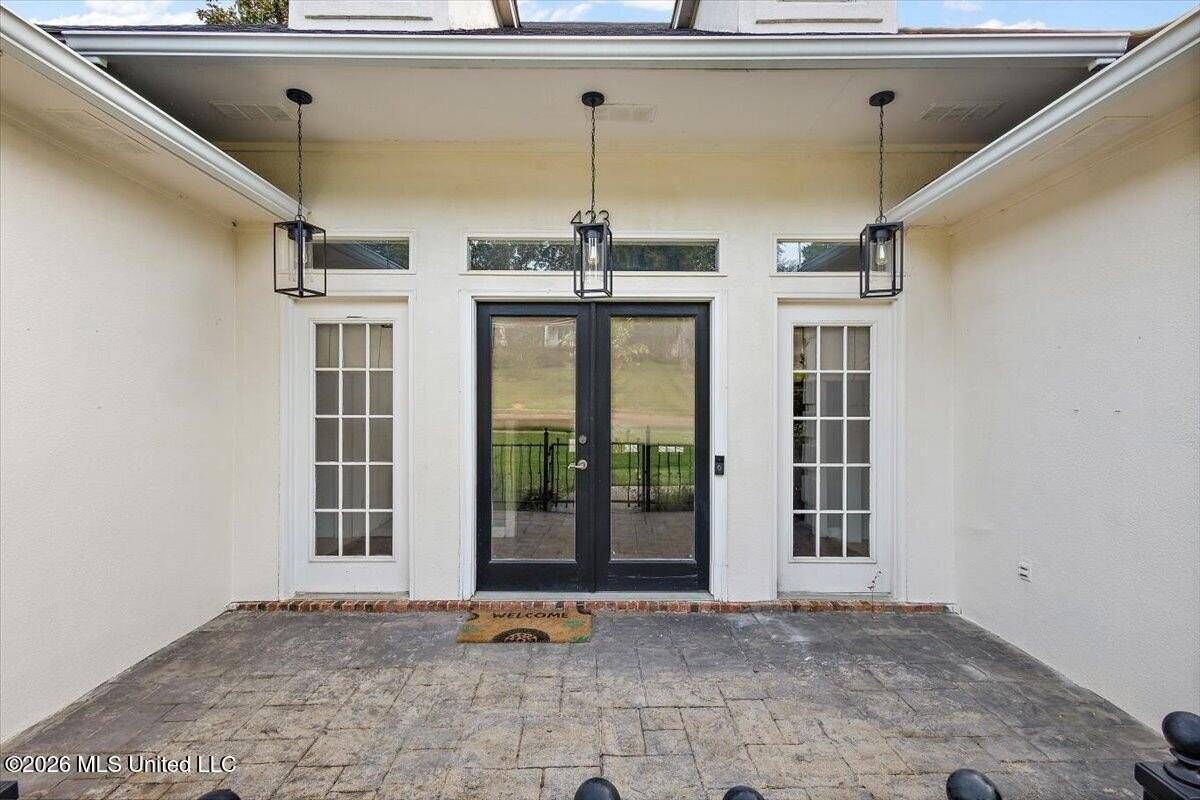 423 Woodlands Cir - Photo 4 of 29